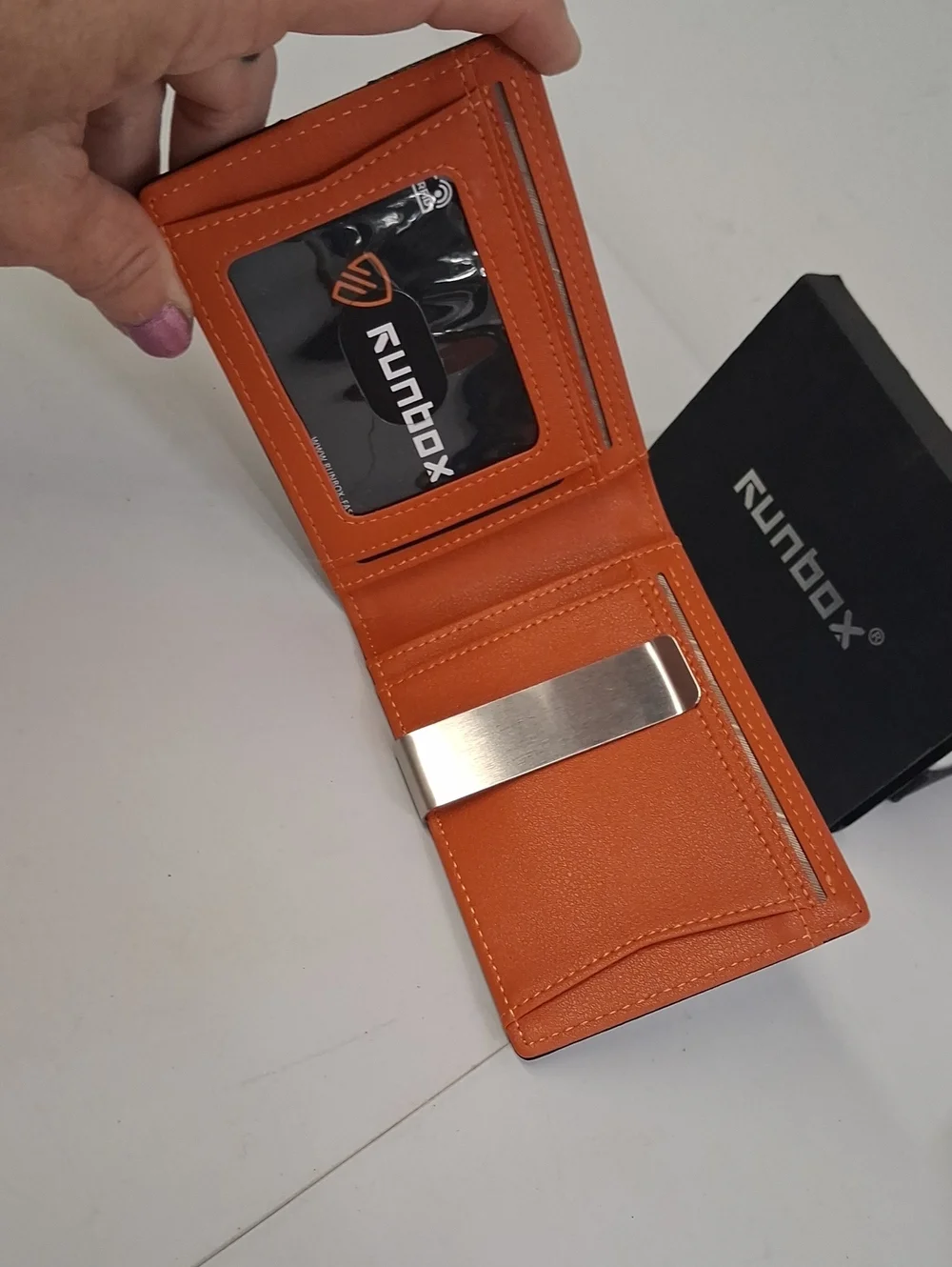 NWT RUNBOX Wallet for Men, Slim Leather Bifold, RFID Blocking Card Holder Black
